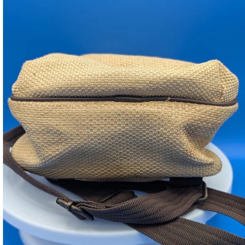 Vintage GAP Mini Backpack Tan Woven Straw Textured Small Rucksack Brown Trim
